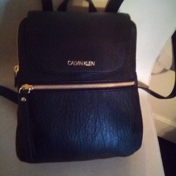 Small Backpack - Picture 8 of 8